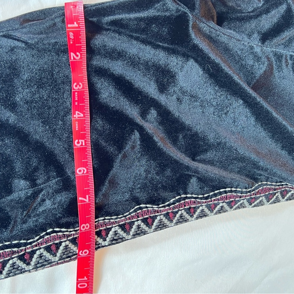 Johnny Was Workshop Blair Velvet Leggings, size Medium - Picture 11 of 15